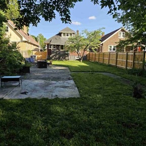 yard care by Tim’s grass cutting reviewed on August 16, 2025