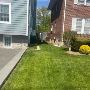 lawn care services by Custom Cuts Lawn Care  reviewed on August 16, 2025