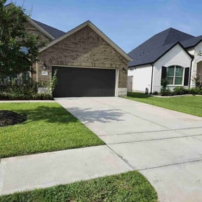 yard maintenance by For God &amp; Country Landscaping Services reviewed on November 18, 2025