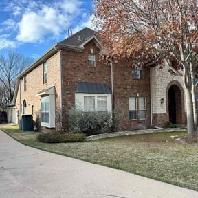 Leaf Removal by The Lawn Guy reviewed on September 15, 2025