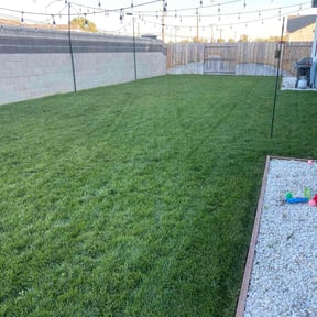 landscaping services by Hunters Help reviewed on November 24, 2025