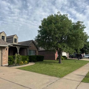 landscaping services by CUT Tulsa Lawn Co. reviewed on August 16, 2025