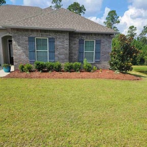 Weeding by Just us landscaping LLC reviewed on August 20, 2025