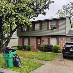 Bush Trimming by Family Lawn Care reviewed on August 16, 2025