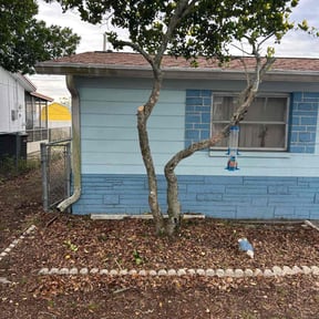 Bush Trimming by Lockwood Lawn Maintenance reviewed on August 20, 2025