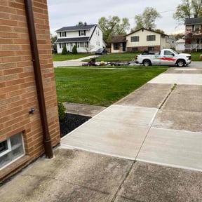 lawn care services by A&Js Landscaping and Design LLC reviewed on September 30, 2024
