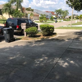 Bush Trimming by Fiechtner Landscape Services reviewed on August 21, 2025