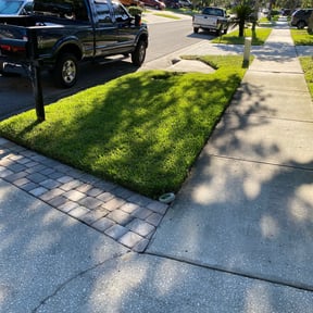 yard work by Alwaysready landscaping reviewed on August 21, 2025
