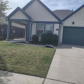 Bush Trimming by One Leg Lawn Care reviewed on March 28, 2026