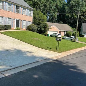 residential landscaping by The Lawn Cypress reviewed on August 17, 2025
