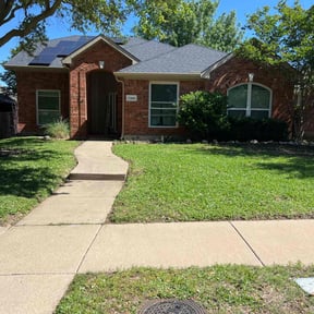 landscaping by LaserEdge Mowing reviewed on August 15, 2025