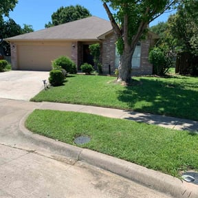 lawn care services by King of Lawn Care LLC reviewed on August 16, 2025