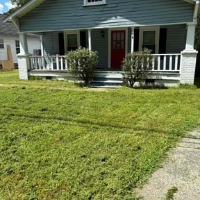 lawn care by Green Grass reviewed on August 20, 2025