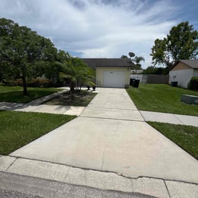 grass cutting by Estevezlawnservicesllc reviewed on August 21, 2025