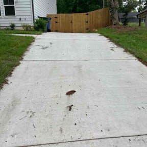 turf maintenance by Jeri Cleaning Services reviewed on August 20, 2025