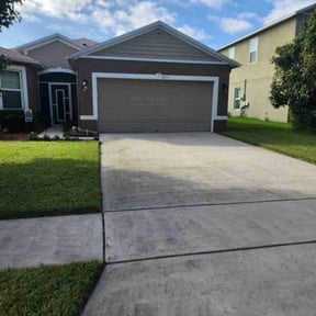 turf maintenance by TOPNOTCHSERVICES ZYREN LOPEZ reviewed on February 29, 2024