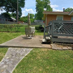 Leaf Removal by Jacob Gifford/Lawn Service LLC reviewed on September 15, 2025