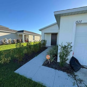 Bush Trimming by The Detailed Touch reviewed on April 12, 2022