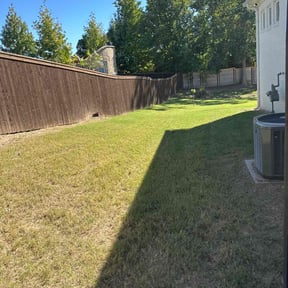 lawn care services by Diverse Capital Fence and Lawn Services reviewed on December 14, 2024