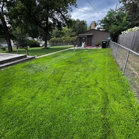 residential landscaping by Top hawg lawn care reviewed on August 21, 2025