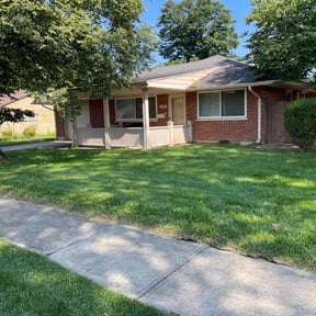 yard care by Hall Outdoor Services, LLC reviewed on November 23, 2025