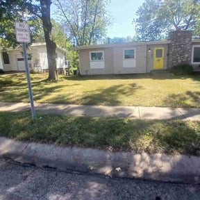 Leaf Removal by WBC lawn reviewed on September 30, 2025