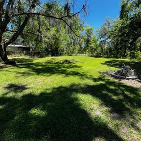 residential landscaping by MMarshall's On the Fly Mowing reviewed on August 19, 2025