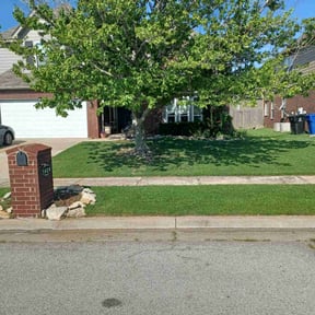 landscaping by O'Shields Parks Mowing and Cleaning reviewed on August 21, 2025