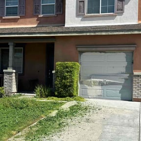 Bush Trimming by Integrity Lawn Care reviewed on August 20, 2025