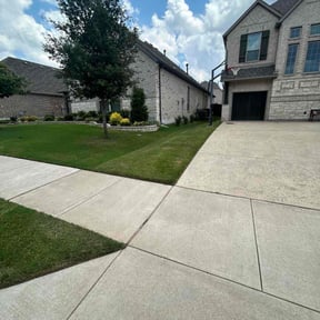 residential landscaping by Velazco&#039;s Remodeling and landscaping services reviewed on November 21, 2025