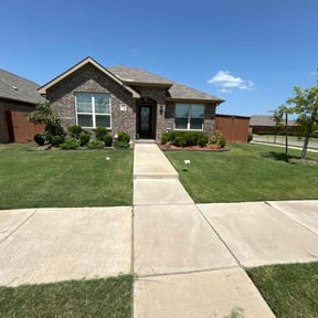 yard work by Go Green Electric Lawncare reviewed on December 15, 2025