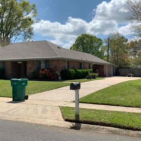 yard service by Zayt Lawncare reviewed on August 20, 2025