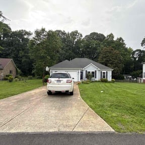 gardening service by Sunnyside Lawn care reviewed on August 15, 2025