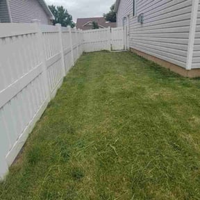 lawn maintenance by KIELS LAWNCARE PROPERTY MAINTENANCE LLC reviewed on September 29, 2023