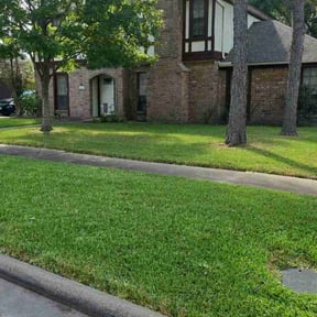 turf maintenance by St Charles Services reviewed on April 22, 2024