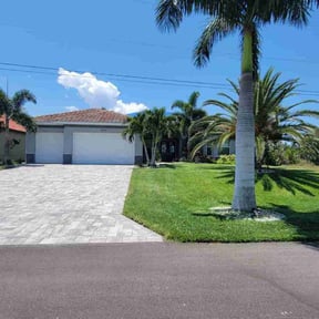 residential landscaping by Hector's Lawn Care reviewed on August 19, 2025