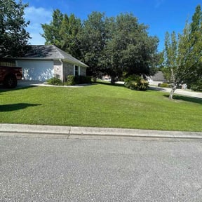 lawn care by YardGoat Mowing reviewed on May 7, 2022