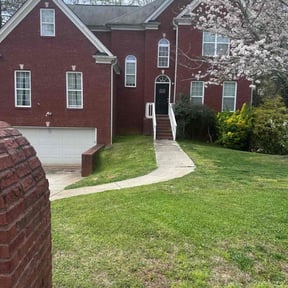 gardening service by CMB Landscaping reviewed on August 21, 2025