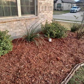 Flower Bed Weeding by The Royal Gardeners reviewed on December 2, 2025