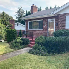 Bush Trimming by P&amp;R lawn service reviewed on November 10, 2025