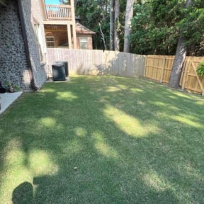 landscaping services by PeachyGarden reviewed on March 11, 2025