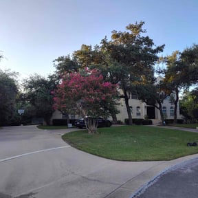 landscape maintenance by Congolivin lawncare services llc reviewed on August 17, 2025