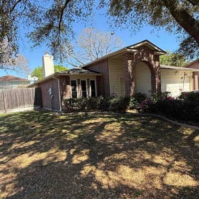 Bush Trimming by J&amp;k reviewed on March 19, 2026