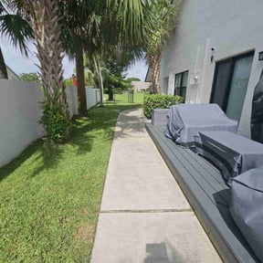 yard care by Richard Buricca reviewed on August 21, 2025