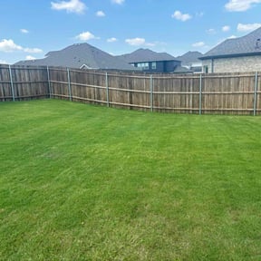 landscaping by Rodriguez Landscape reviewed on December 14, 2025