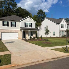 landscape maintenance by Live landscaping reviewed on August 19, 2025