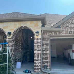 Outdoor Light Installation by Avpsolutions reviewed on April 14, 2025