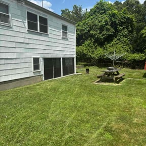 lawn service by Major cleaning inc reviewed on August 19, 2025