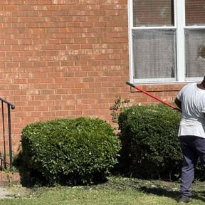 Bush Trimming by PreservScape LLC reviewed on November 10, 2025