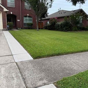 landscaping by Salmon Lawn Care reviewed on August 17, 2025
